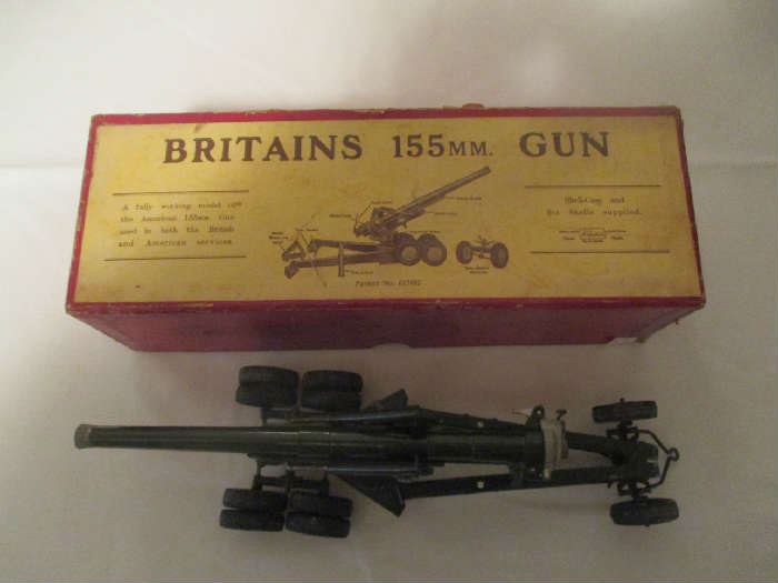 Britains 155MM Gun in original box