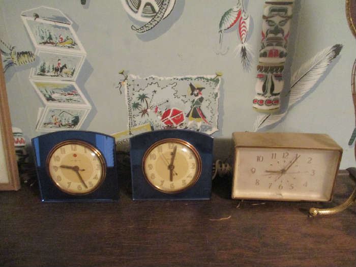 Assorted clocks