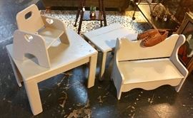 4 Pieces of Solid Wooden Children's Furniture