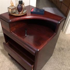 pair nightstands in Cherrywood collection