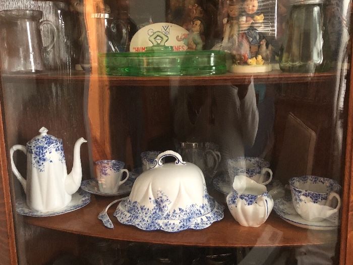 Shelley "Dainty Blue" tea set