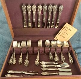 Sterling silver flatware set, Lunt "Eloquence", 48 pieces, 6 piece place settings for 8