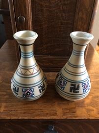 Brush McCoy pair of 6” vases