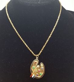 14 K Yellow Gold Rope Chain With Painters Palette Pendant