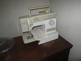 Singer Sewing Machine
