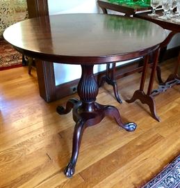 Hull, Stickney and Co. Round Pedestal Table