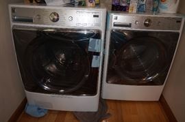 New-  KENMORE ELITE 41682n4.5 Front Load Washer and dryer