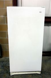 Kenmore Freezer Model 253.9284210, SN# WB80801638, 28"W x 59.5"H x 26"D
