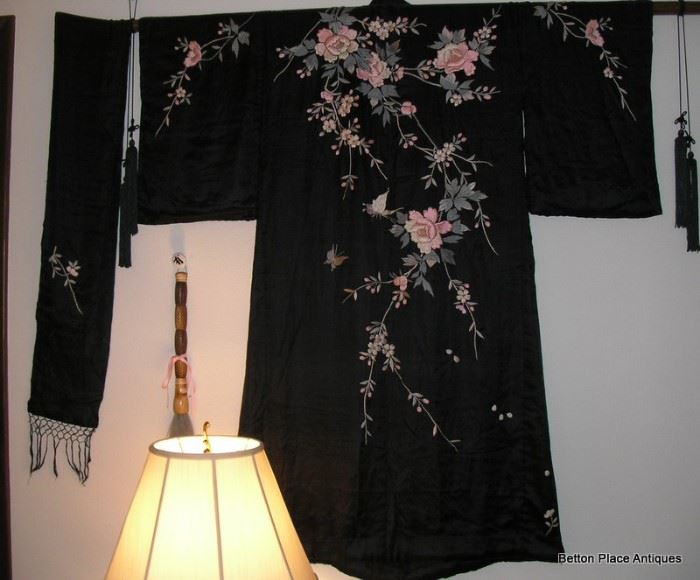 Antique Silk Japanese Kimono
