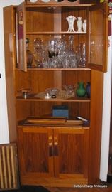 Teak Corner unit, photo does not do it justice, this is beautiful
