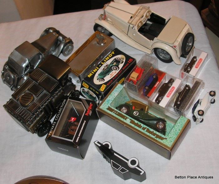 Great collection of Herpa cars, three Metal Banks
