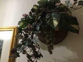 Lots of decor items