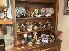 Living Room - lots of statues and collectibles