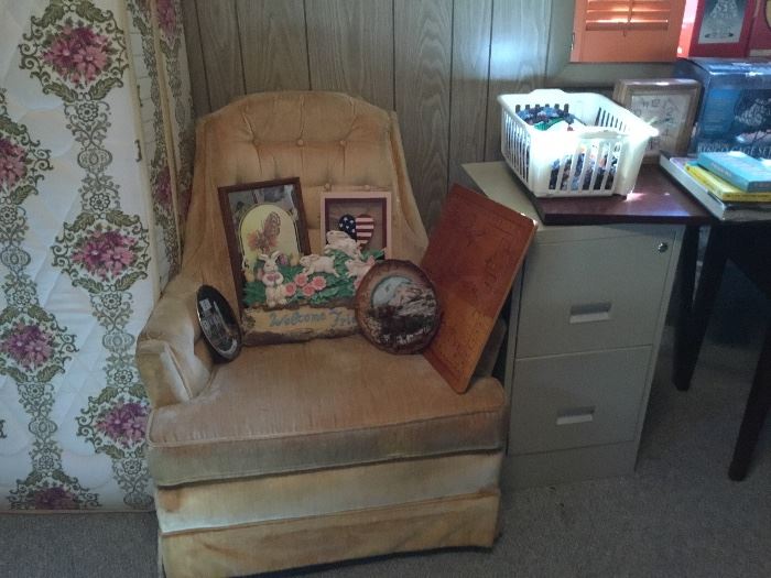 Bedroom 2 - nice vintage chair