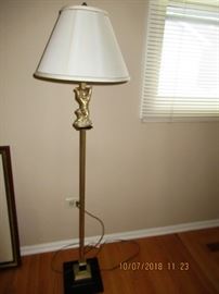 FLOOR LAMP WITH CHERUB