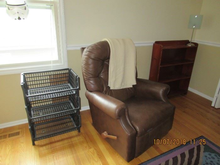 RECLINER