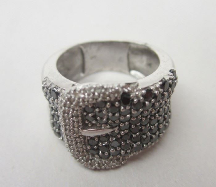 10k WG 2.00CTW white & black diamonds ring