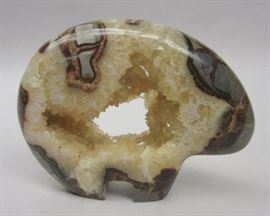 Southwest citrine quartz stone bear Fetish figure. 4.5" wide, 3.5" tall