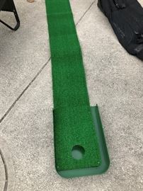PRACTICE YOUR PUTTING FOR GOLF