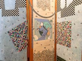 Folding screen detail