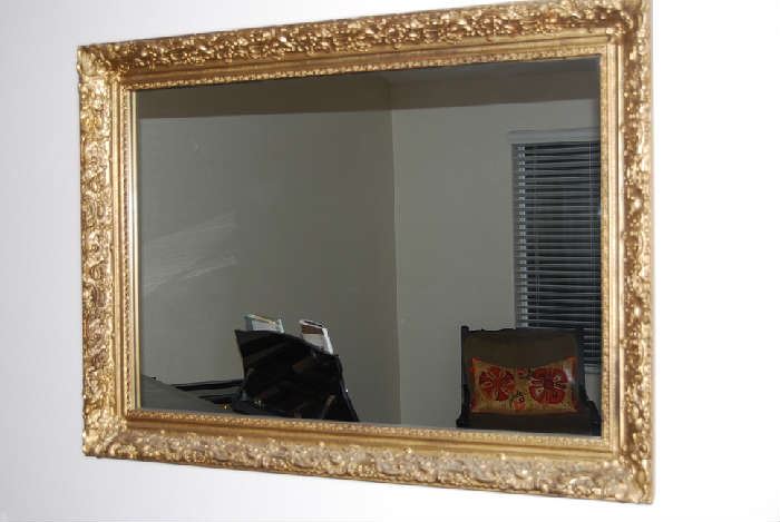 ANTIQUE FRAMED WALL MIRROR