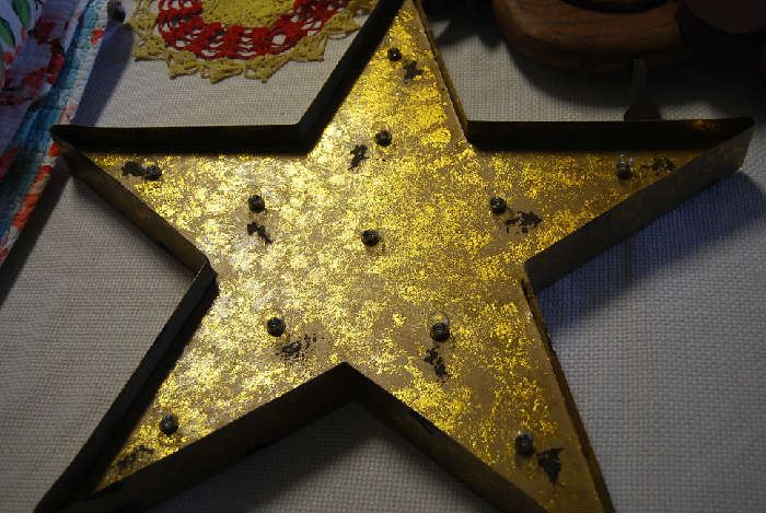 Battery Operated Light Up Metal Star Decor