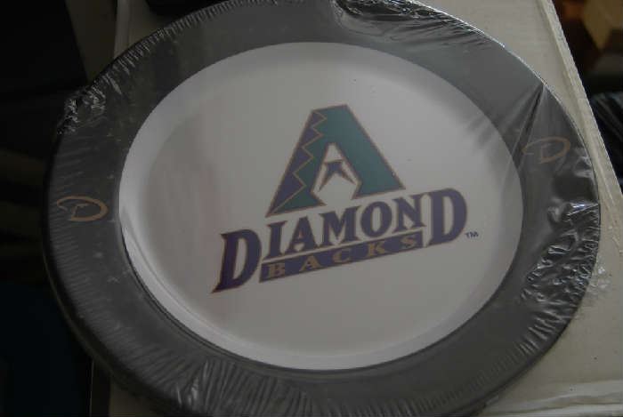 NEW! AZ DIAMONDBACKS DINNER PLATES