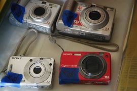 DIGITAL CAMERAS