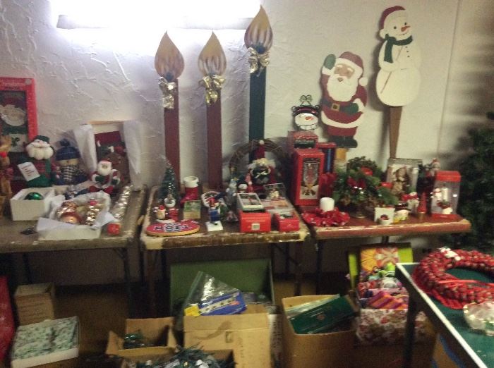 Lots of Holiday items/old & New