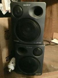 Speakers SONY 2 way bass system $39