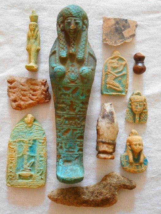 EGYPTIAN RELICS & AMULETS