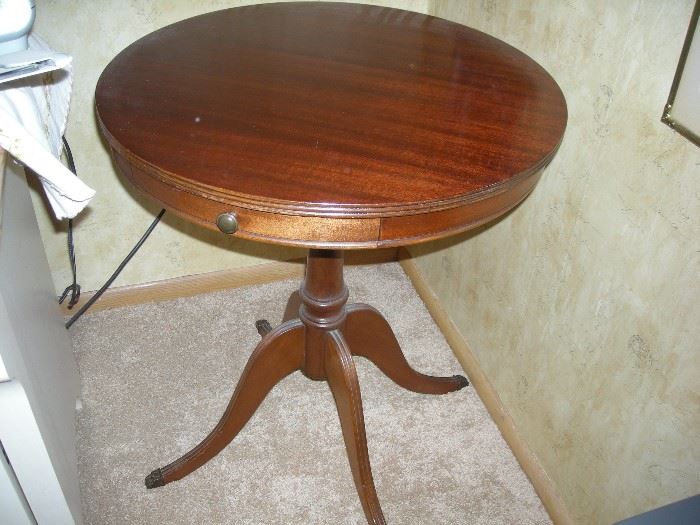 round mahogany table
