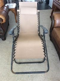 KFL007 Two Lounge Outdoor Chairs