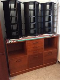 KFL036 Shelving and CD Rack