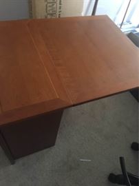 KFL109 Sovby Buffet or Storage Table 