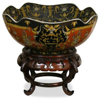 Stunning Chinese Hand Painted Porcelain Bowl