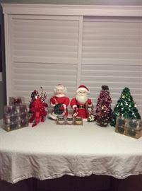 MVT008 Festive Christmas Decorations 