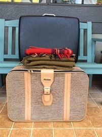 MVT028 Vintage Luggage and Linens 