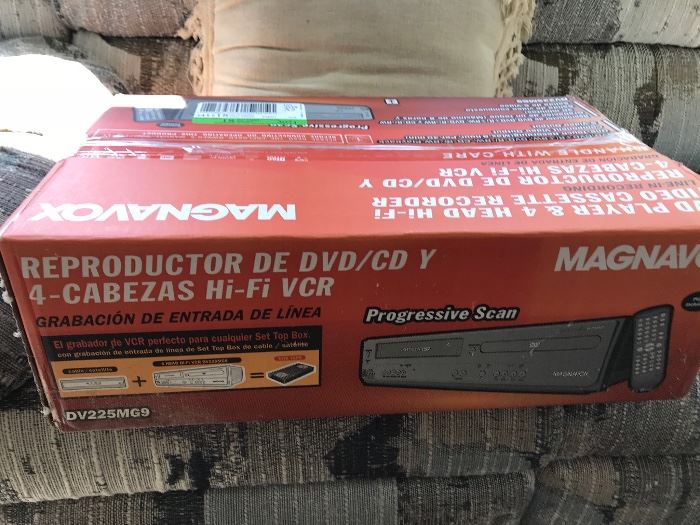 New Magnavox DVD/CD
