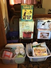 TUPPERWARE, KITCHENWARE