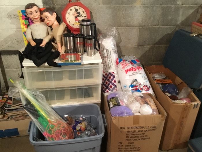 YARN, HOWDY DOODY DOLLS