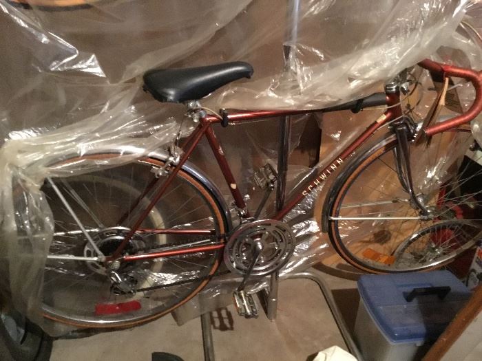 SCHWINN BIKE