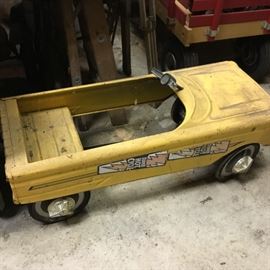 PEDAL CAR