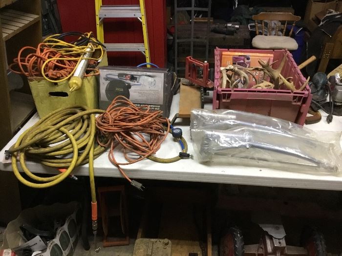 ELECTRIC CORDS