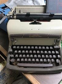 Vintage Visomatic Typewriter 