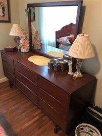 Mid Century Dresser /mirror