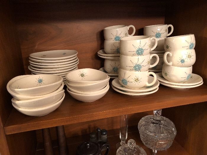 1954 "Atomic" Franciscan Pottery. Berry bowls, Bread and butter plates and cups and saucers only.
