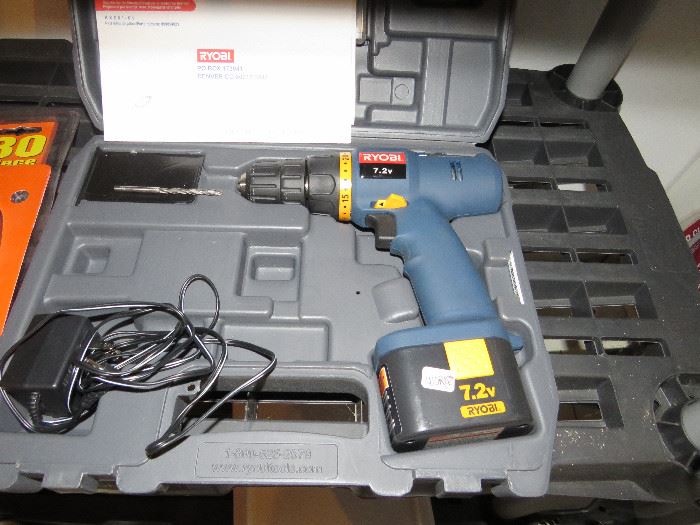 Ryobi 7.2V working drill