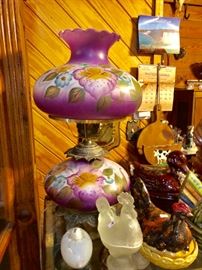 another matching lamp and chickens