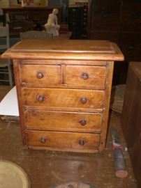 childs miniature 5 drawer primitive chest